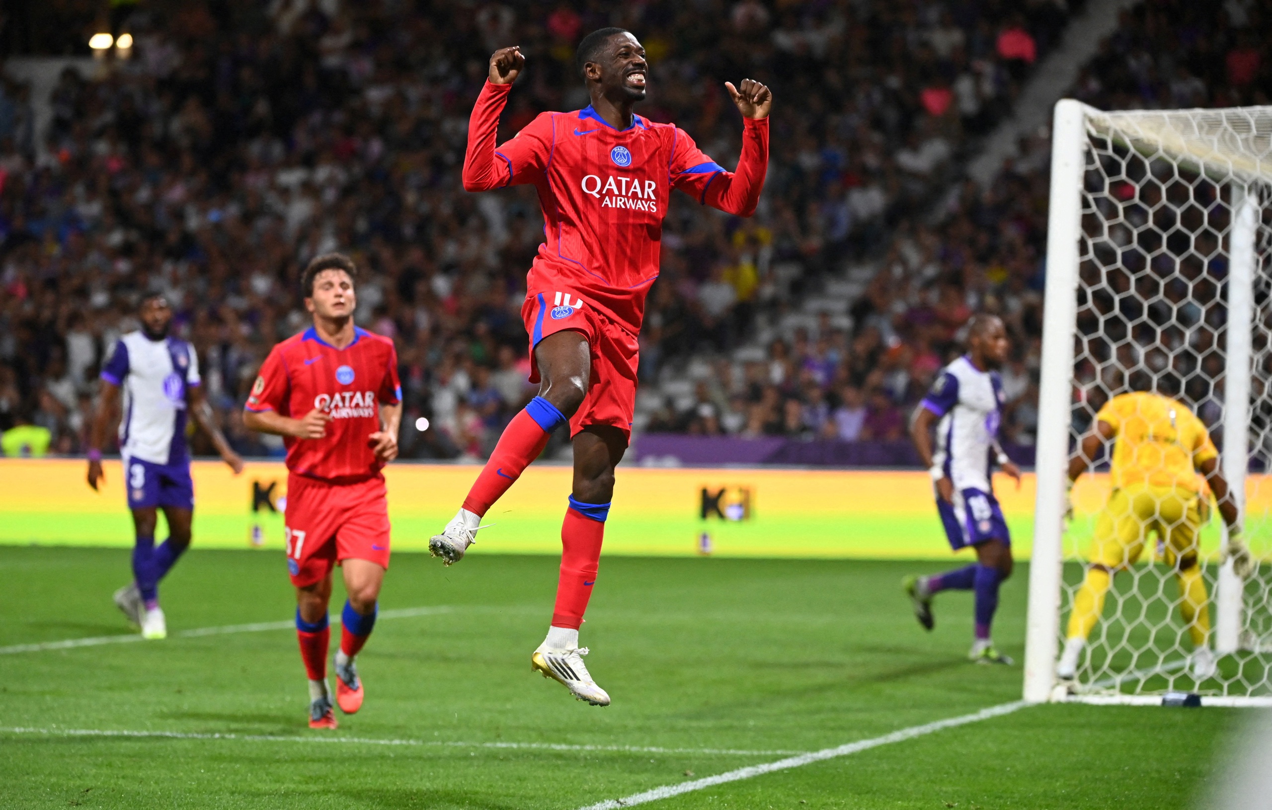 Real Madrid នៅតែធ្វើពហិការមិនឈ្នះបាល់មាសឆ្នាំ 2025 Barcelona រំភើប៖ អ្នកណាឈ្នះ? - រូបថត ២. Real Madrid vẫn tẩy chay Quả bóng vàng 2025, Barcelona lại háo hức: Ai chiến thắng?- Ảnh 2.