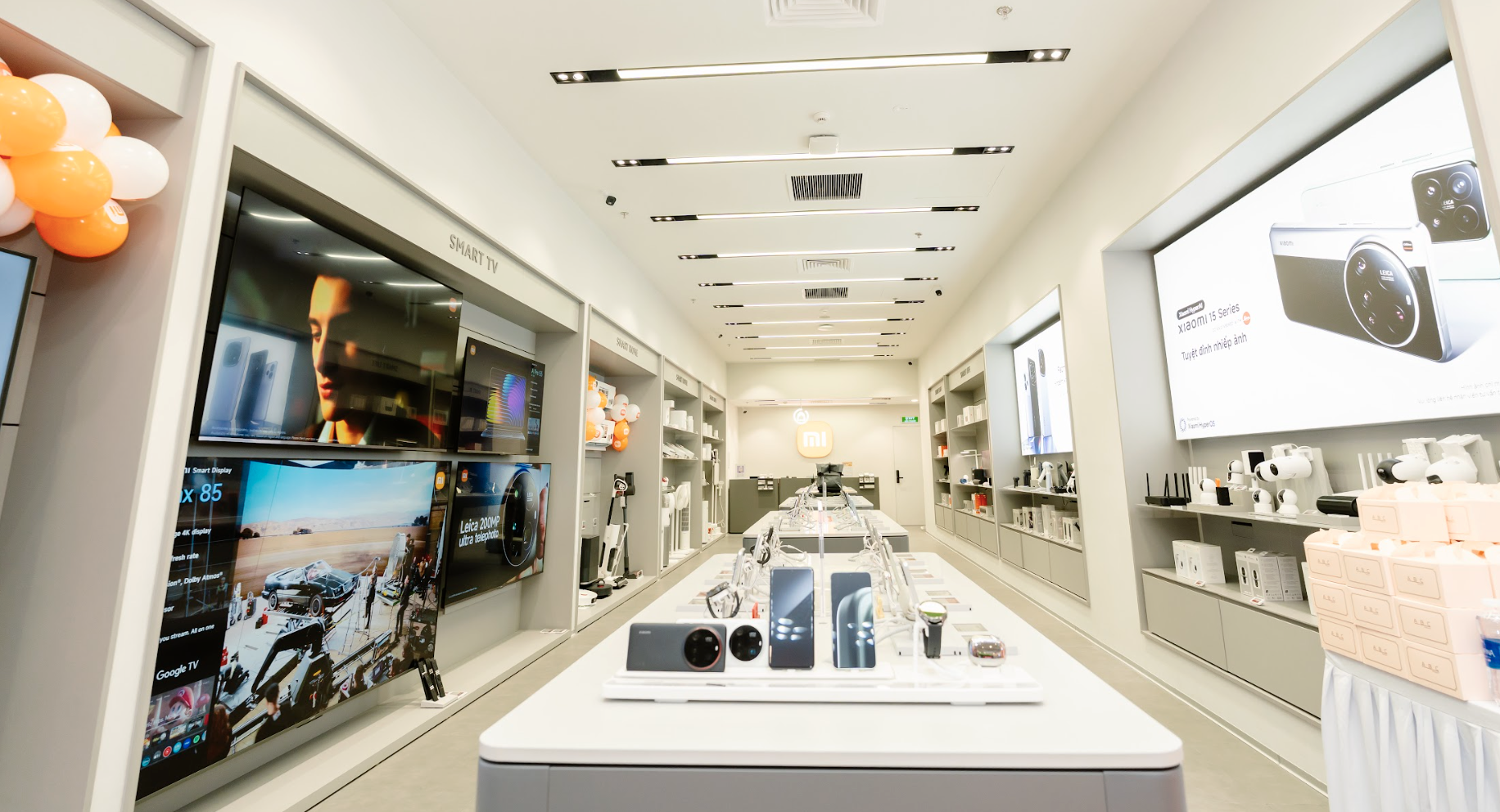 Xiaomi chính thức khai trương cửa hàng Xiaomi Store tại Việt Nam - Ảnh 1.