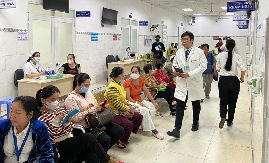 Sắp xếp trường học , bệnh viện , doanh nghiệp nhà nước theo kế hoạch mới - Ảnh 1. Sắp xếp trường học , bệnh viện , doanh nghiệp nhà nước theo kế hoạch mới - Ảnh 1.