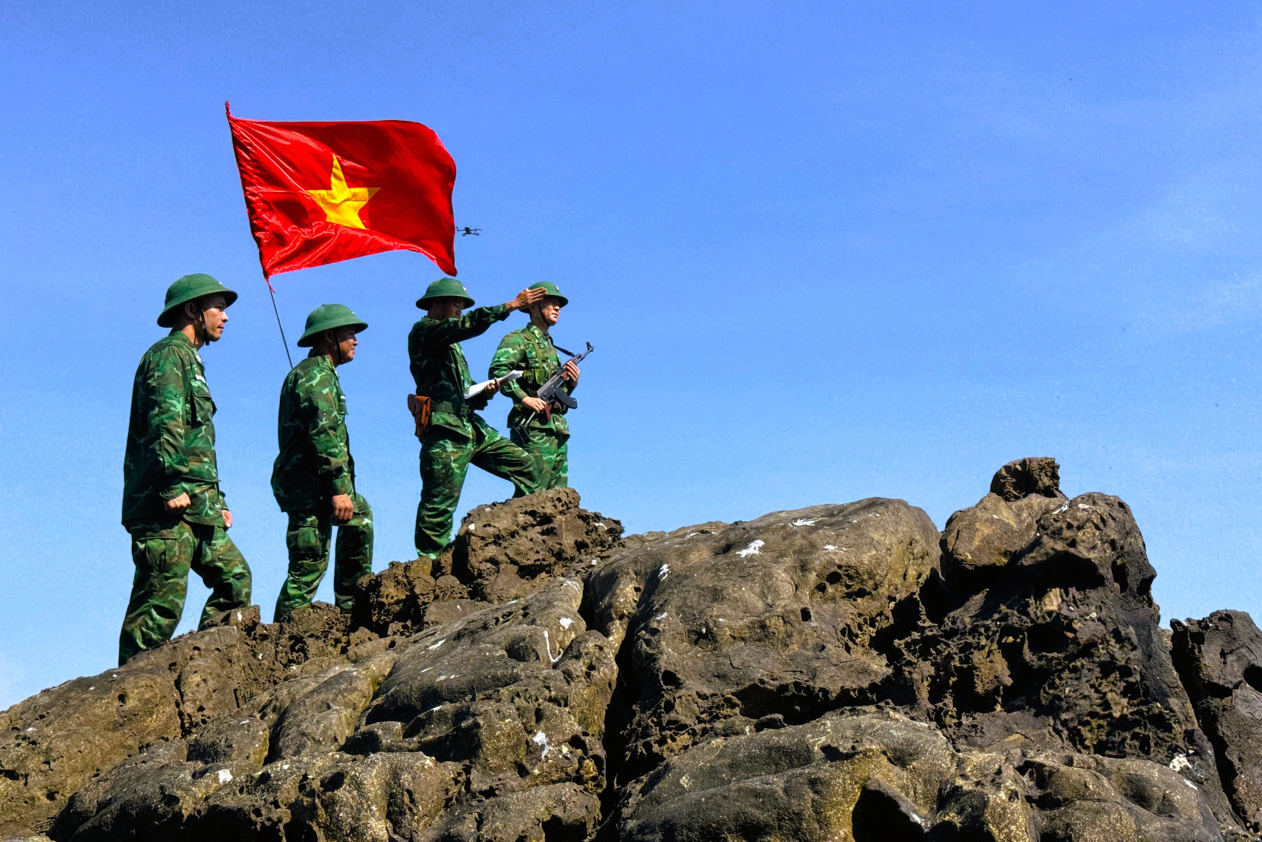 Kỳ 3: Suýt gặp nạn ở Hòn Chim, điểm A13 - Ảnh 19.