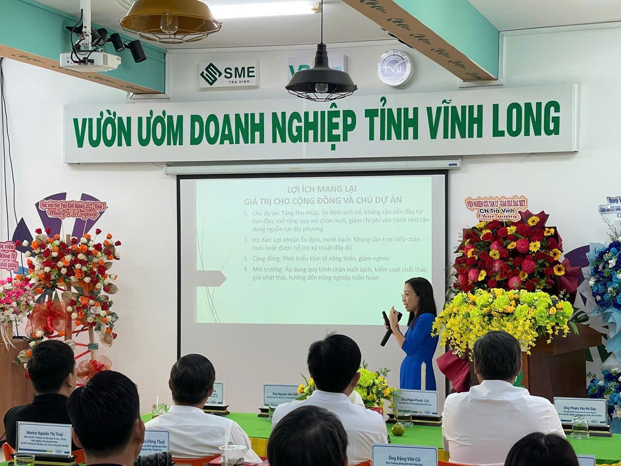 5 üzleti inkubátorprojekt közel 2 milliárd VND tőkét gyűjtött Vinh Longban - 2. kép. 5 dự án vườn ươm doanh nghiệp Vĩnh Long gọi vốn được gần 2 tỉ đồng- Ảnh 2.