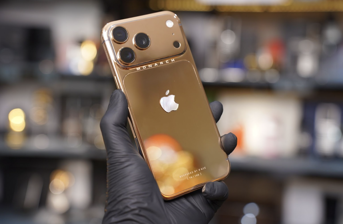 Cận cảnh iPhone 17 Pro Max mạ vàng đầu tiên thế giới của nhà chế tác Việt - Ảnh 2.