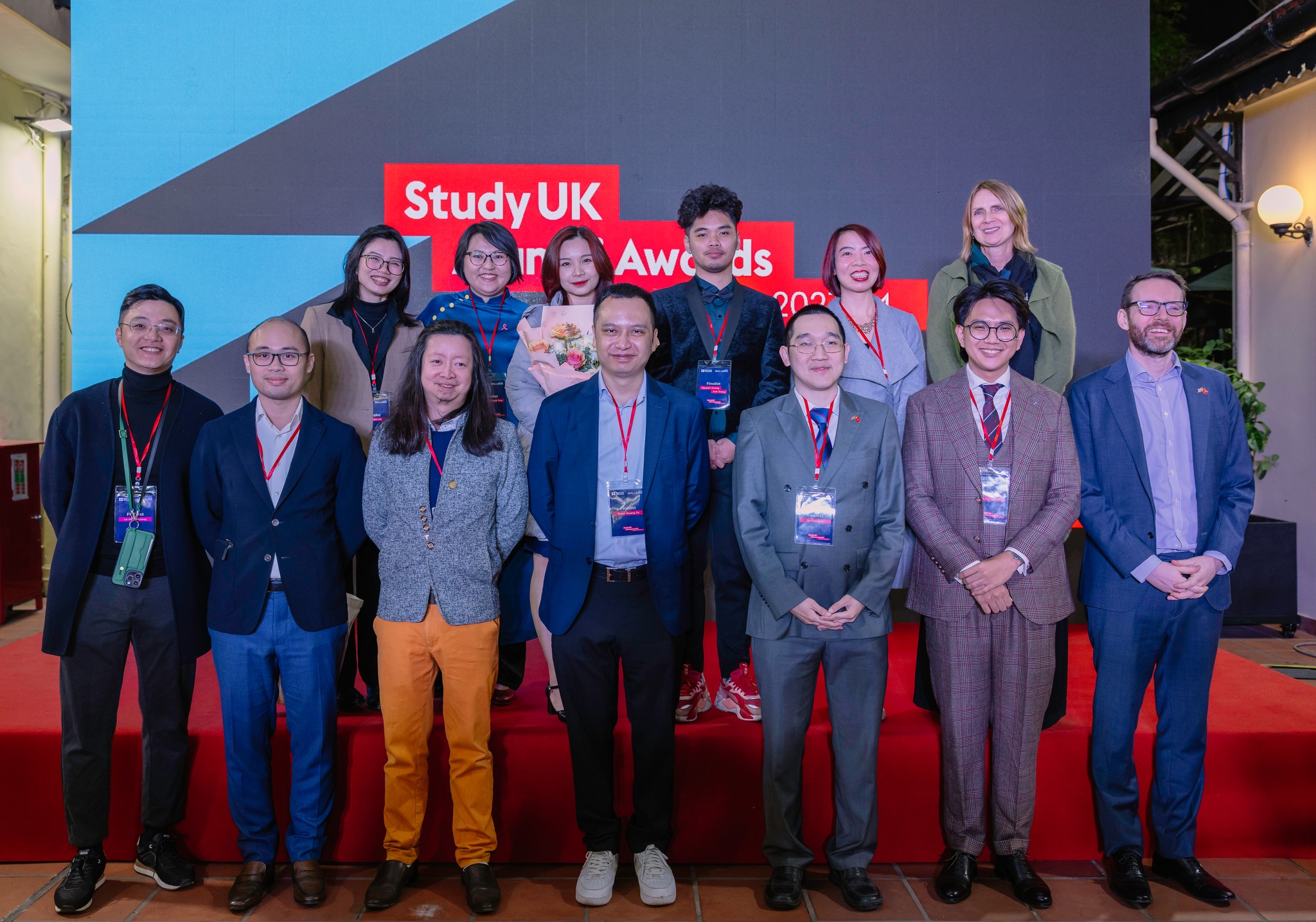 Chưa từng tới Anh, cựu sinh viên Anh vẫn có thể nhận thưởng giá trị - Ảnh 1.