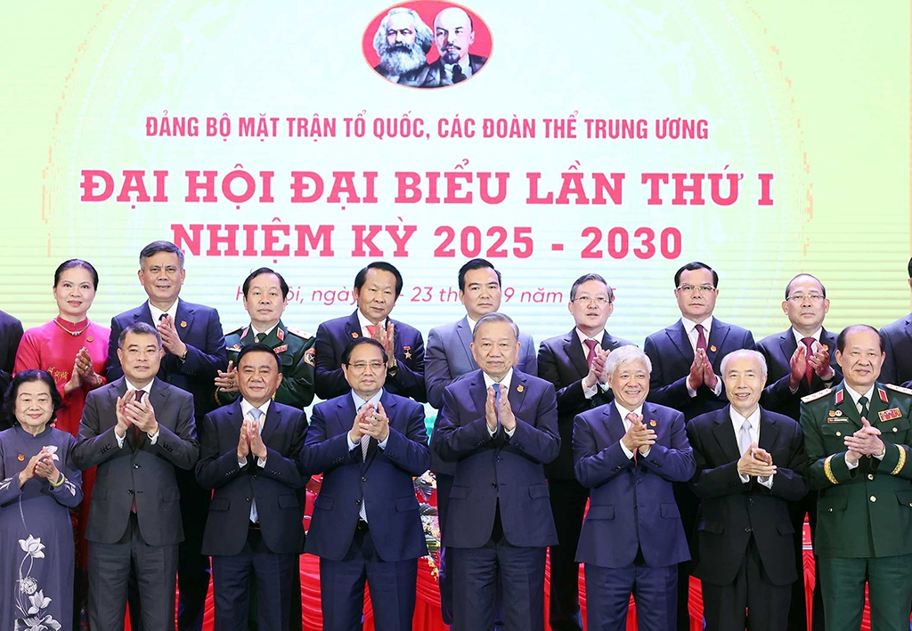 Sức mạnh của Mặt trận Tổ quốc là sức mạnh của lòng dân trong nhiệm kỳ mới 2025 - 2030 - Ảnh 2.