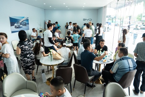 BYD Technology Week Nghệ An: Người d&acirc;n miền Trung n&oacute;i g&igrave; sau trải nghiệm? - Ảnh 2.