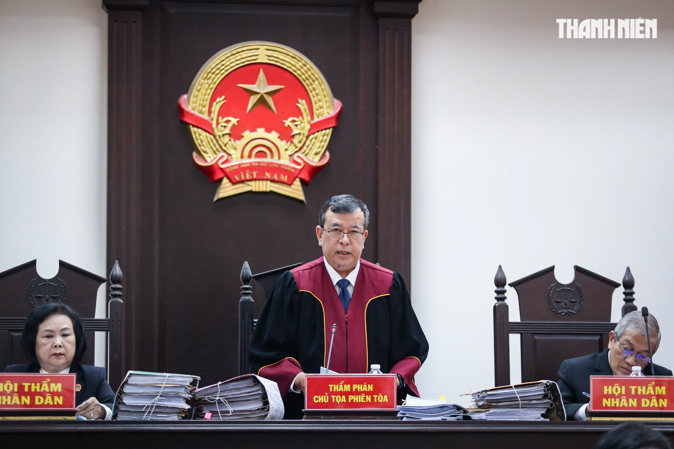 An ninh thắt chặt tại phiên tòa xét xử trùm giang hồ Bình 'Kiểm'- Ảnh 2.