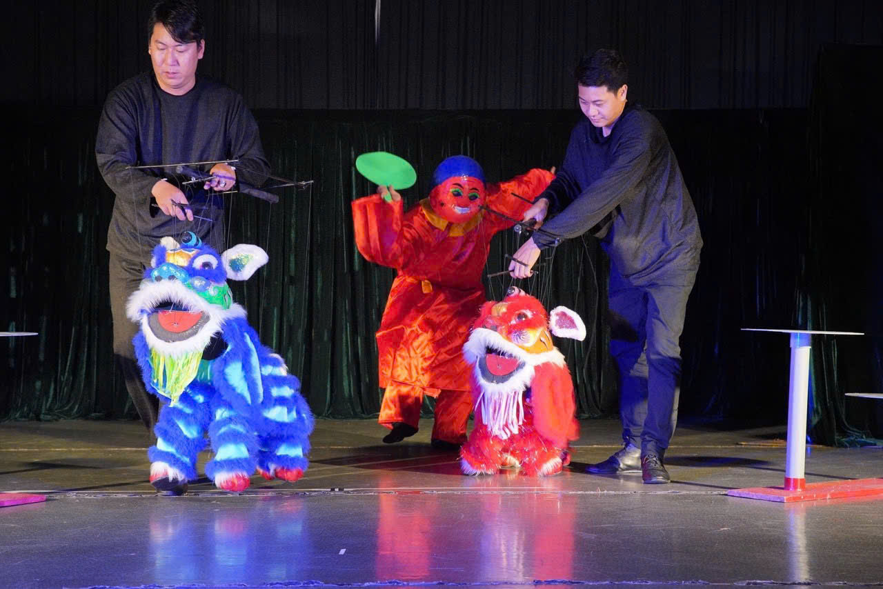 'Đột nhập' lớp học m&uacute;a rối d&acirc;y - Ảnh 1.