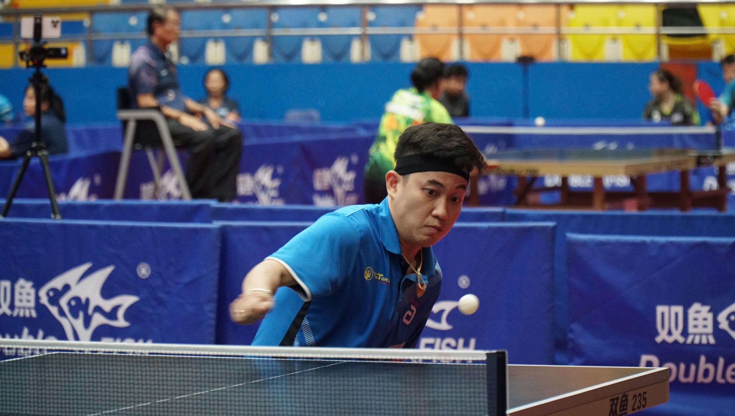 CAND T&T Club 'ឡើងខ្ពស់' ឈ្នះជើងឯកវាយកូនឃ្លីលើតុជាតិឆ្នាំ 2025 សម្រាប់ក្រុមខ្លាំង - រូបថត 1. CLB CAND T&T 'bay cao', vô địch sớm giải các đội mạnh bóng bàn quốc gia 2025- Ảnh 1.