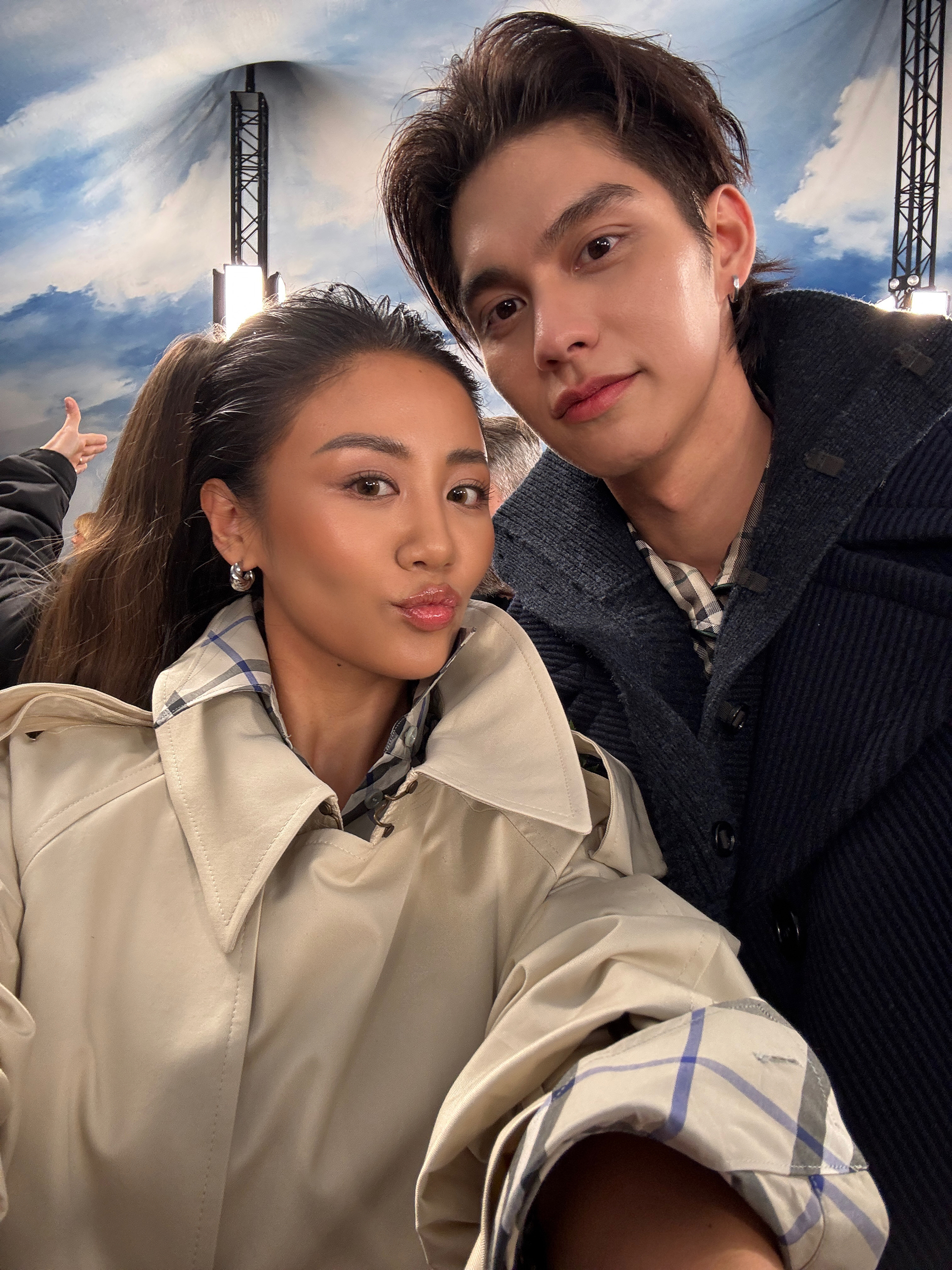 Văn Mai Hương gặp gỡ Trương Tịnh Nghi, Seungmin… tại London Fashion Week - Ảnh 2.