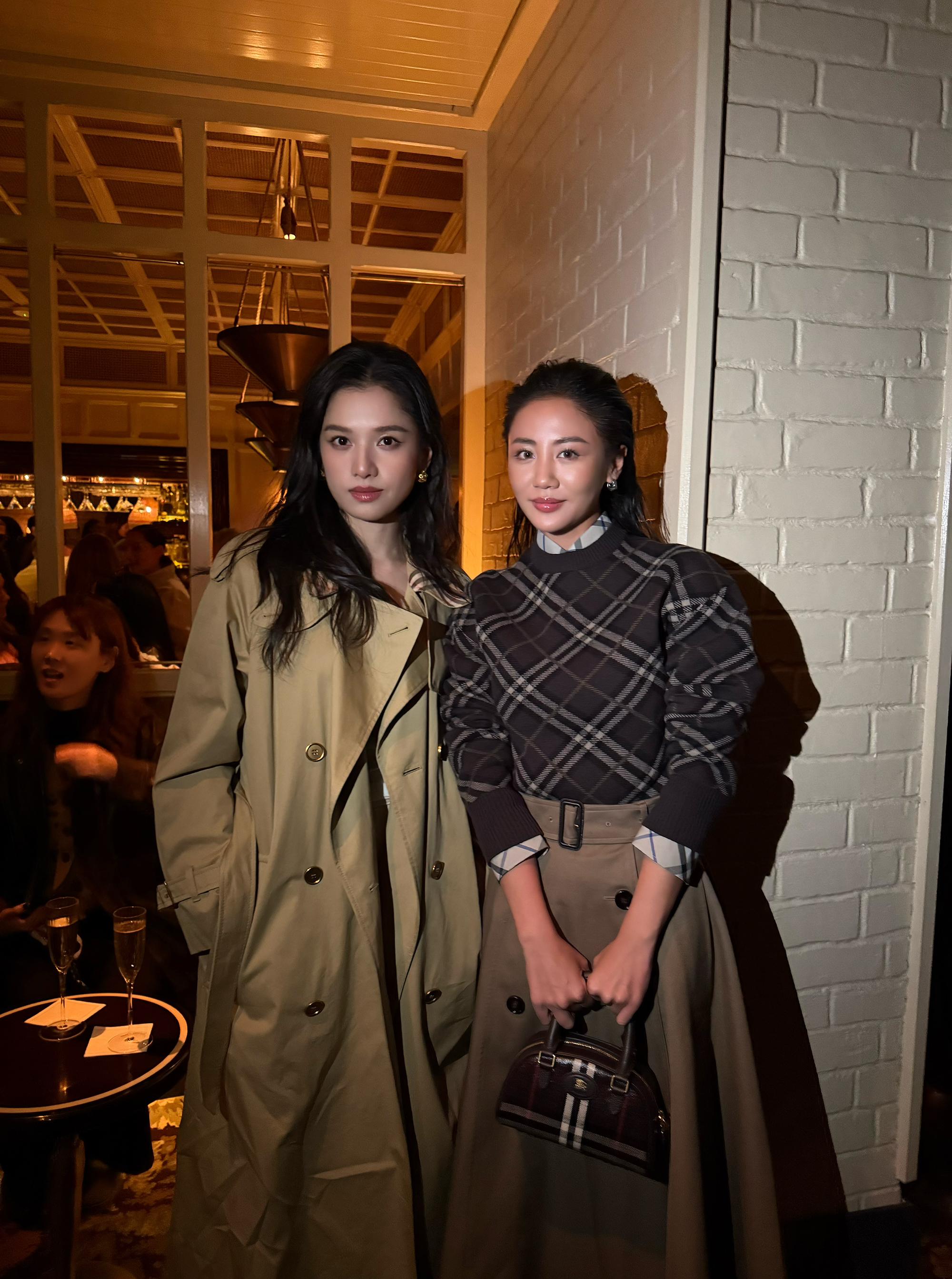Văn Mai Hương gặp gỡ Trương Tịnh Nghi, Seungmin… tại London Fashion Week - Ảnh 1.