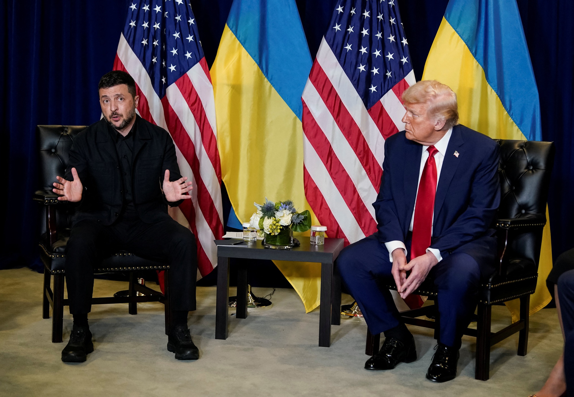 Ông Trump bất ngờ thay đổi quan điểm về Ukraine và Nga- Ảnh 1.