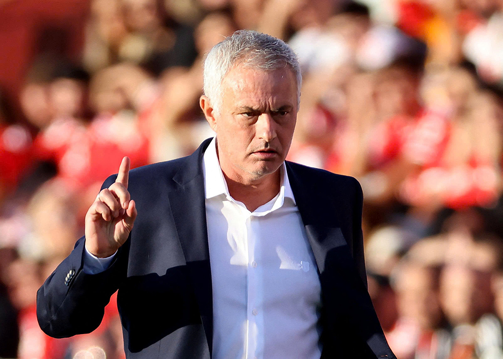 Kerjaya pelik Jose Mourinho - Foto 1. Sự nghiệp kỳ lạ của Jose Mourinho- Ảnh 1.