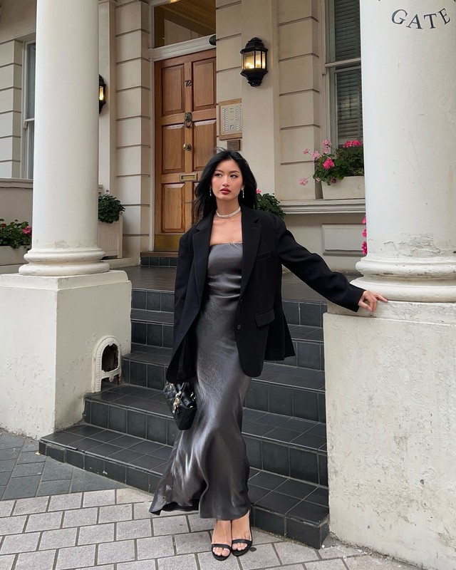 Áo blazer, 'chiếc chìa khóa vàng' cho vẻ ngoài thanh lịch - Ảnh 2.