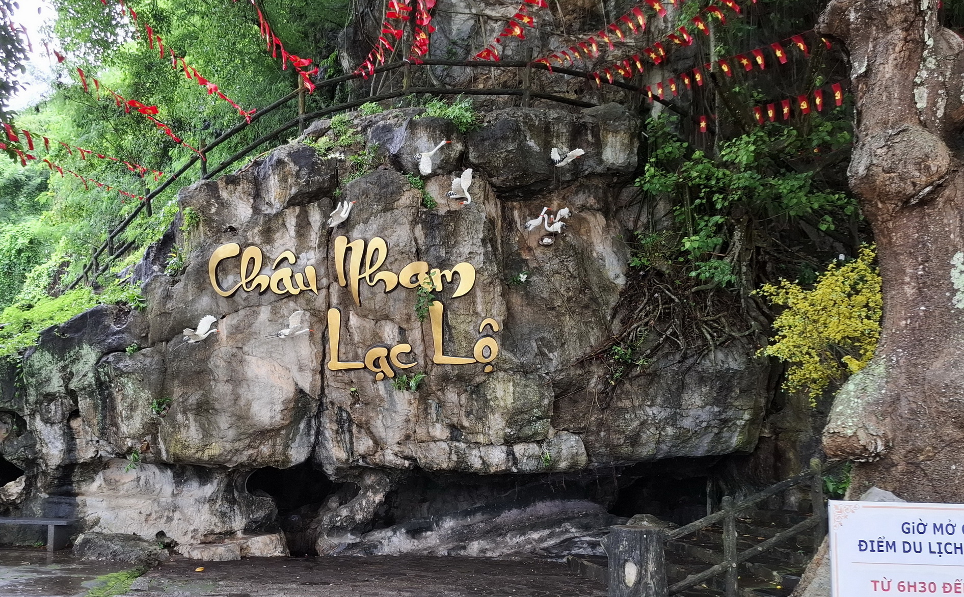 Krajina Ha Tien Ten: Nejistá hora Da Dung - Foto 4. Hà Tiên thập cảnh: Cheo leo núi Đá Dựng- Ảnh 4.