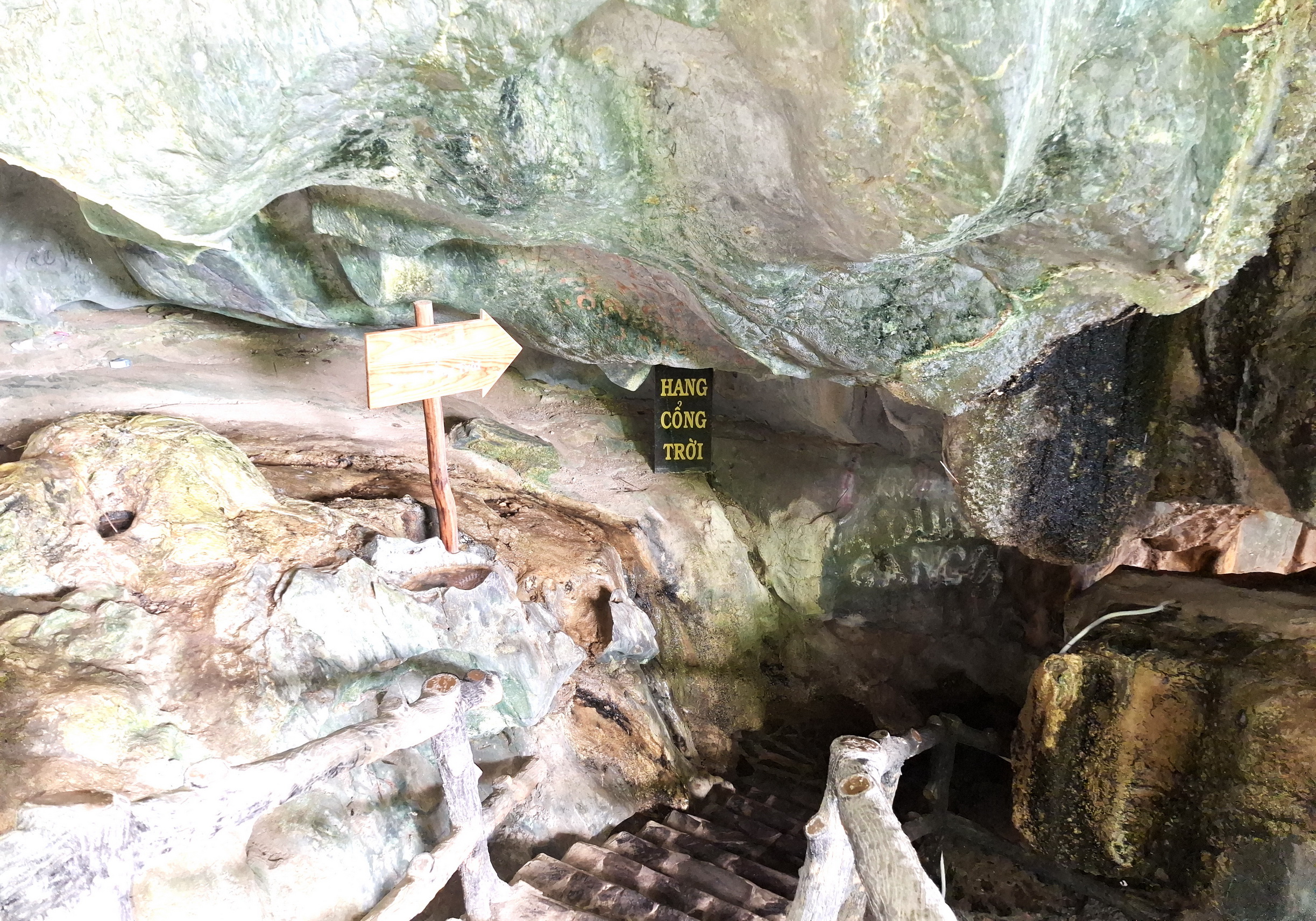 Krajina Ha Tien Ten: Nejistá hora Da Dung - Foto 8. Hà Tiên thập cảnh: Cheo leo núi Đá Dựng- Ảnh 8.