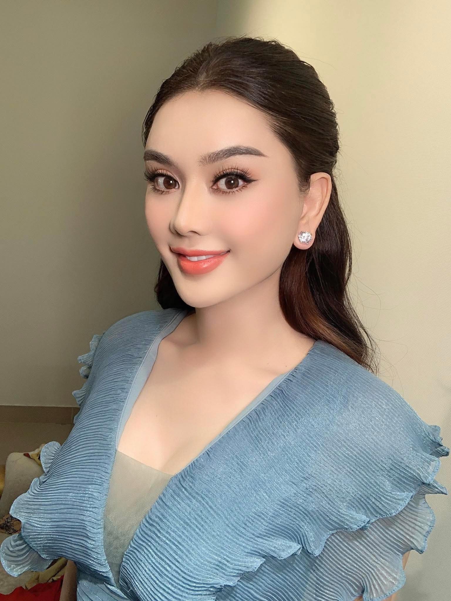 Lâm Khánh Chi tiếp tục 'dao kéo', không cho phép mình ngã sau đổ vỡ hôn nhân - Ảnh 2.