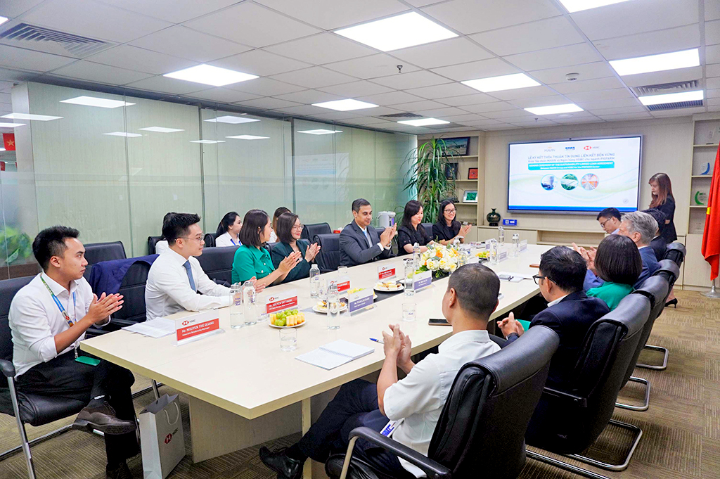 Chuỗi nuôi heo của Mavin được HSBC cấp tín dụng liên kết bền vững - Ảnh 2.