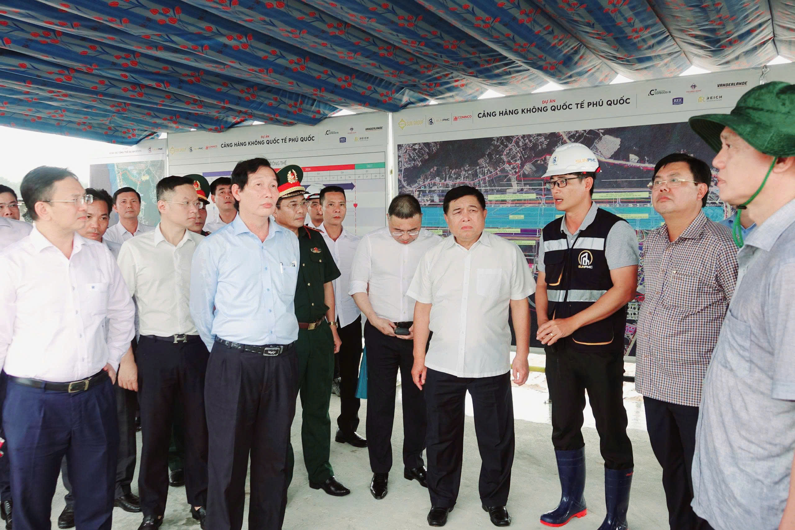 Khởi công 10 dự án để Phú Quốc tổ chức hội nghị cấp cao APEC 2027  - Ảnh 3.