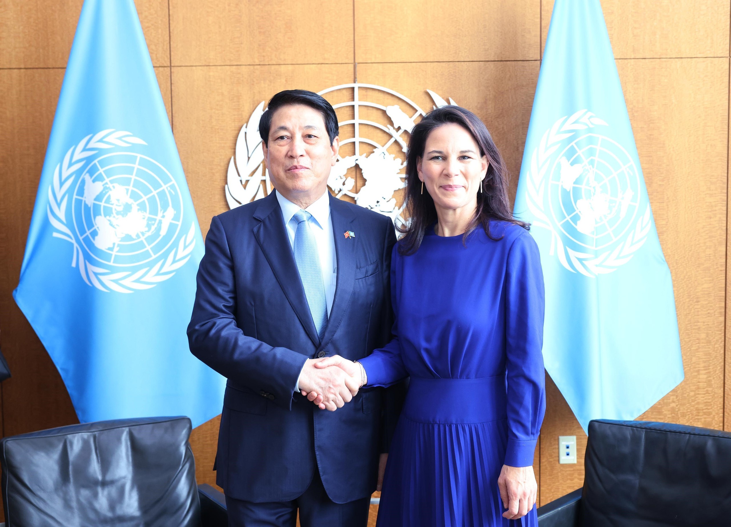 ប្រទេសអភិវឌ្ឍន៍ត្រូវនាំមុខក្នុងការប្តេជ្ញាចិត្តយ៉ាងមុតមាំក្នុងការកាត់បន្ថយការបំភាយឧស្ម័ន - រូបថត ២. Các quốc gia phát triển cần tiên phong cam kết mạnh mẽ về giảm phát thải- Ảnh 2.