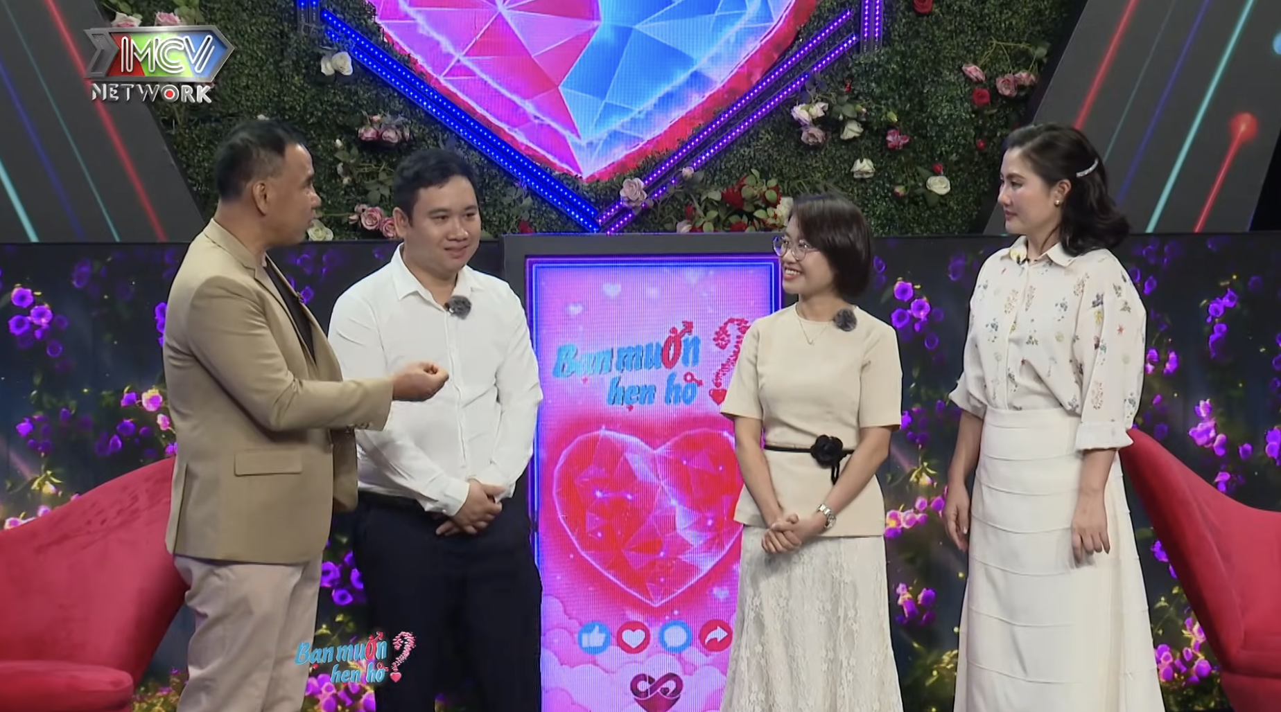 Nữ nhân viên ngân hàng từ chối hẹn hò trên show truyền hình bạn muốn hẹn hò - Ảnh 3. Nữ nhân viên ngân hàng từ chối hẹn hò trên show truyền hình bạn muốn hẹn hò - Ảnh 3.