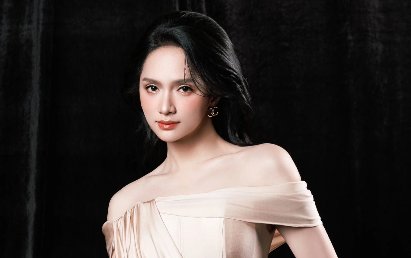 Hương Giang nói gì khi dự thi Miss Universe 2025? - Ảnh 1.