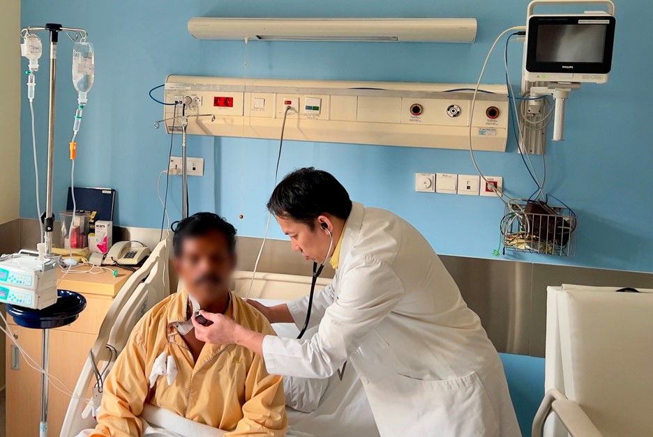 Nhồi Máu Cơ Tim Giữa Biển, Bệnh Nhân Được Bác Sĩ Cứu Sống Trong Gang Tấc - Ảnh 2.