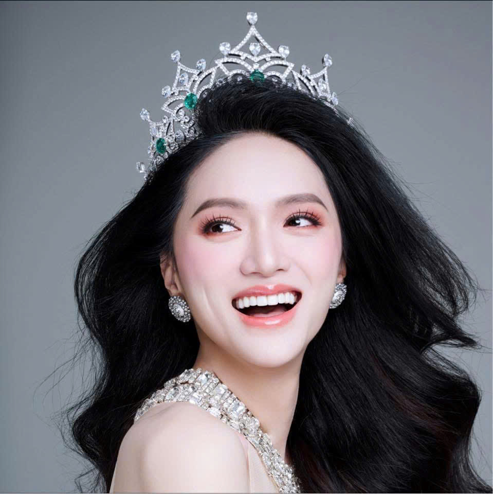 Hương Giang nóng bỏng cỡ nào mà tự tin …