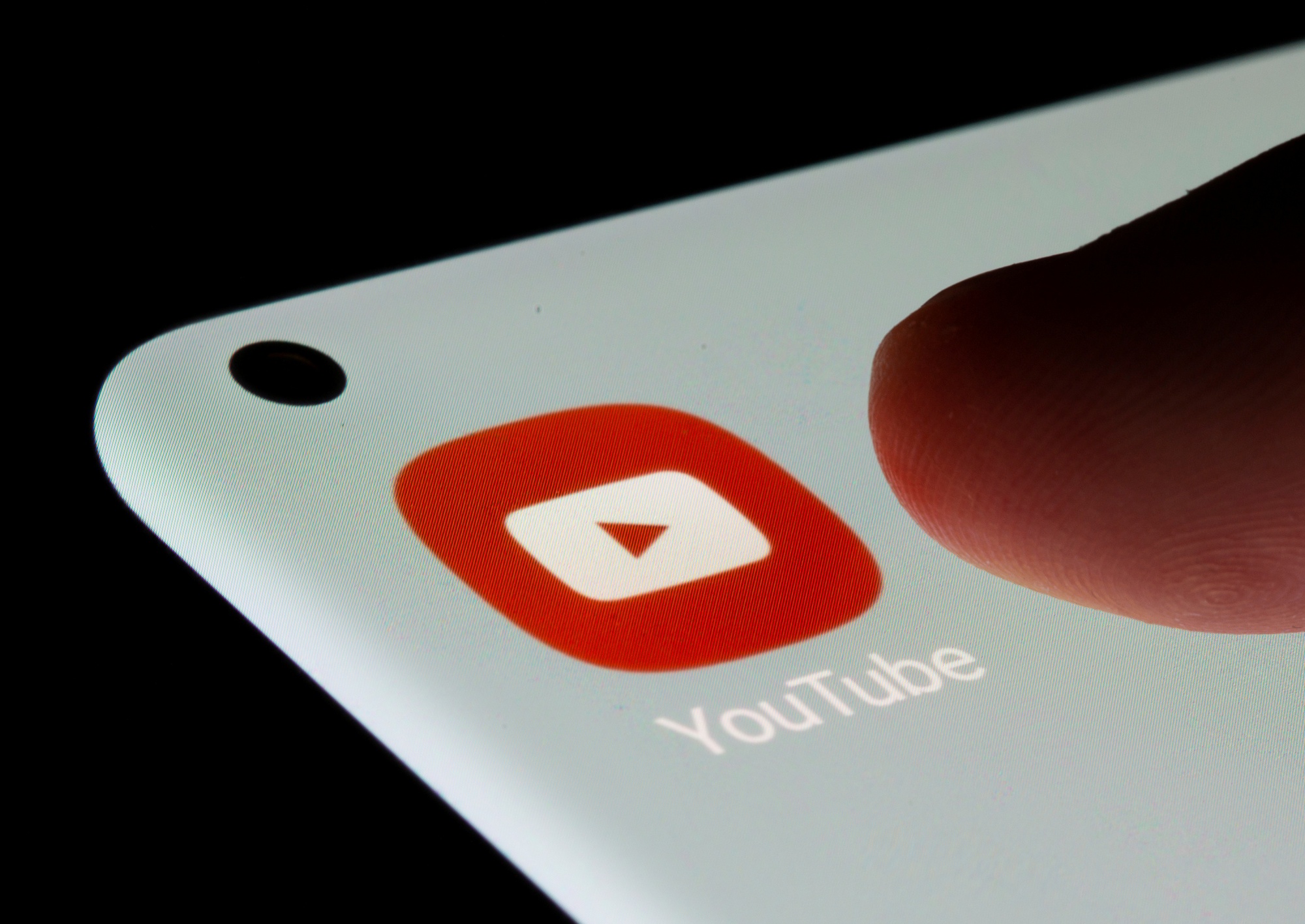 YouTube 'giải thoát' người xem khỏi màn hình kết thúc phiền toái - Ảnh 1.