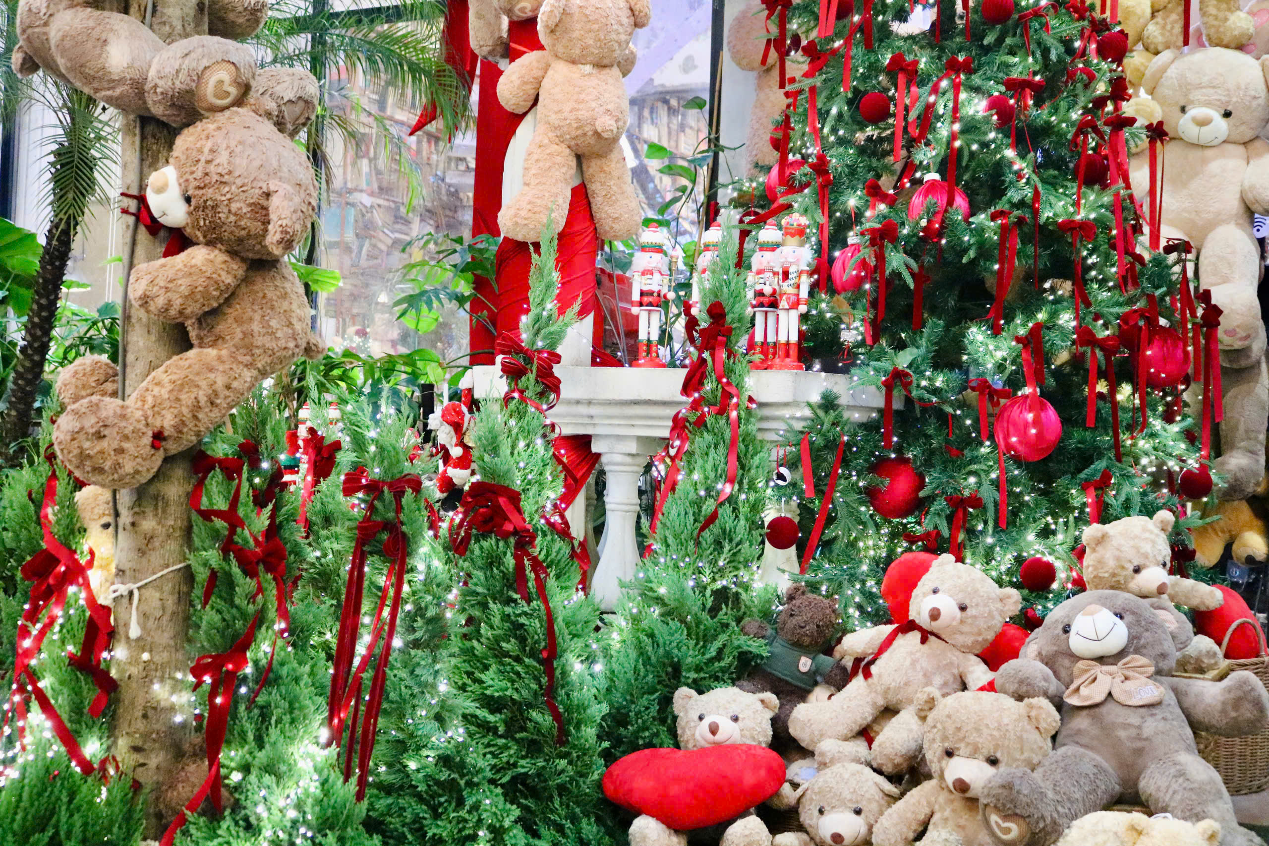 Mới cuối tháng 9 đã rộn ràng không khí Giáng sinh- Ảnh 6. Mới cuối tháng 9 đã rộn ràng không khí Giáng sinh- Ảnh 6.