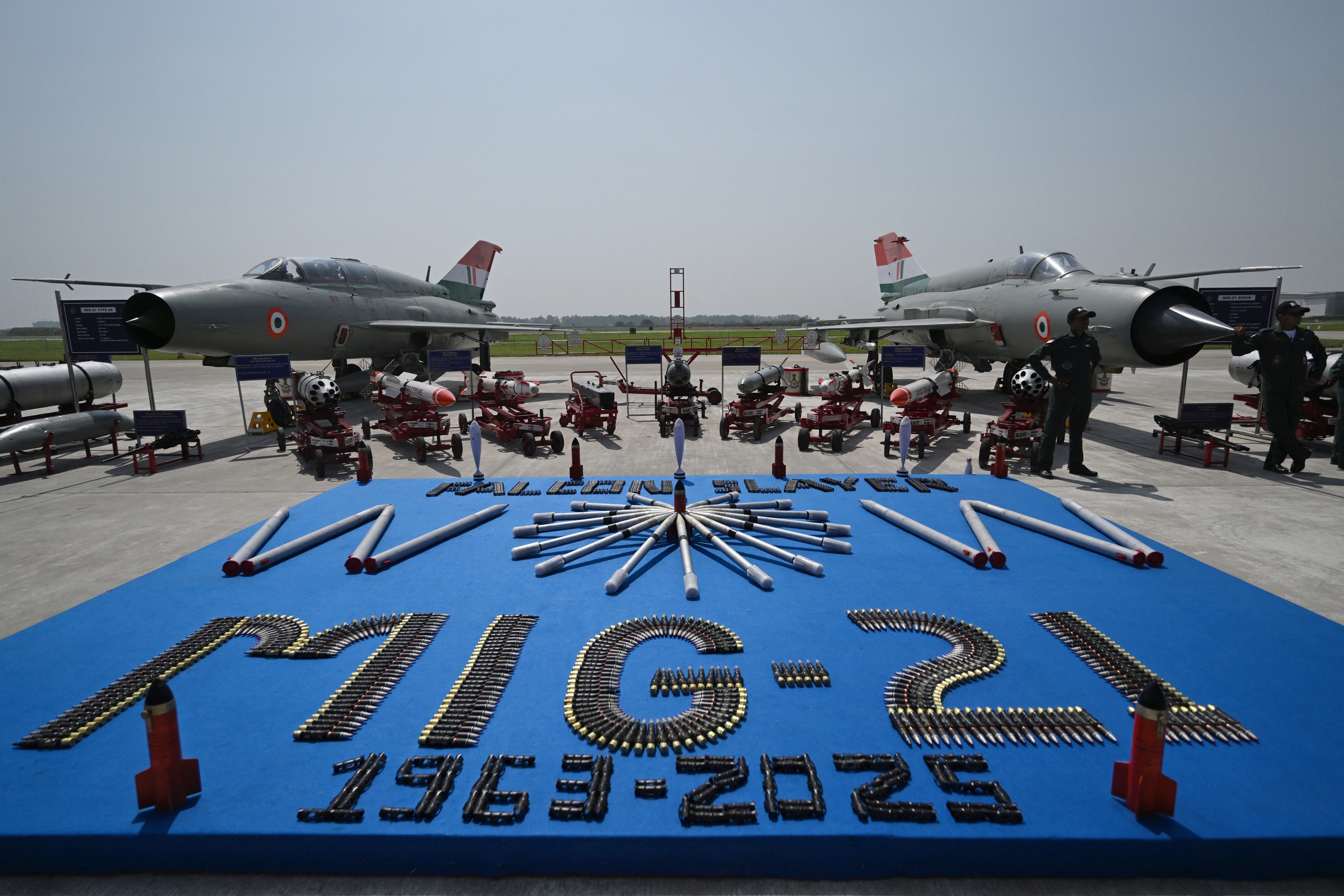 Ấn Độ chính thức lọai biên tiêm kích MiG - 21 sau hơn 60 năm phục vụ - Ảnh 1.
