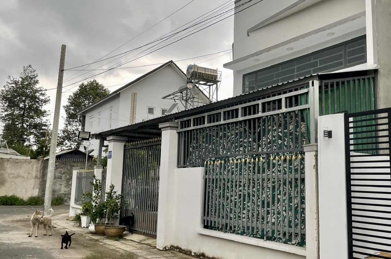 Cử tri TP.HCM nói phải xem xét trách nhiệm cán bộ để xây 'nhầm' nhà- Ảnh 3.