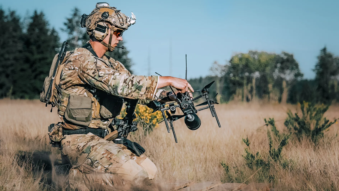 UAV giờ uy lực hơn nhờ tấn công bầy đàn bằng AI - Ảnh 4.