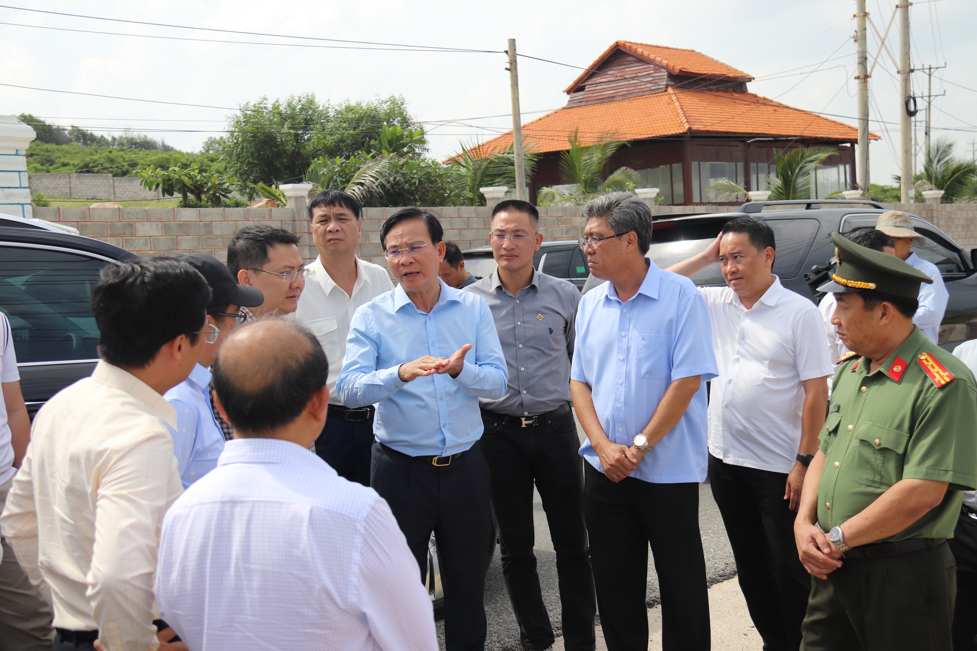 Doanh nghiệp Lâm Đồng kiến nghị giải quyết vấn đề môi trường đầu tư nóng bỏng - Ảnh 6.