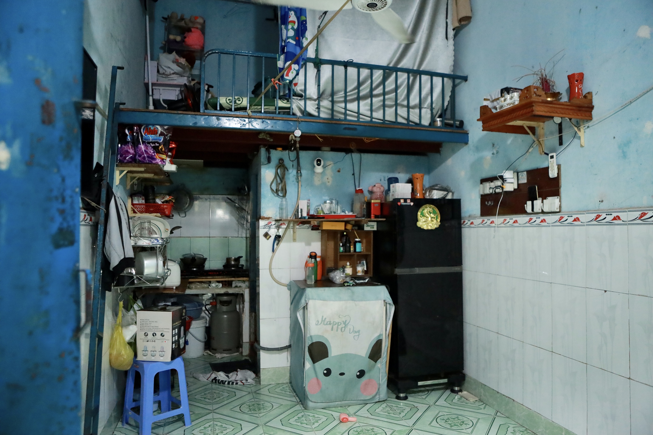 Lao động rời TP.HCM ngày càng nhiều: Người trụ lại xoay xở mưu sinh- Ảnh 3.