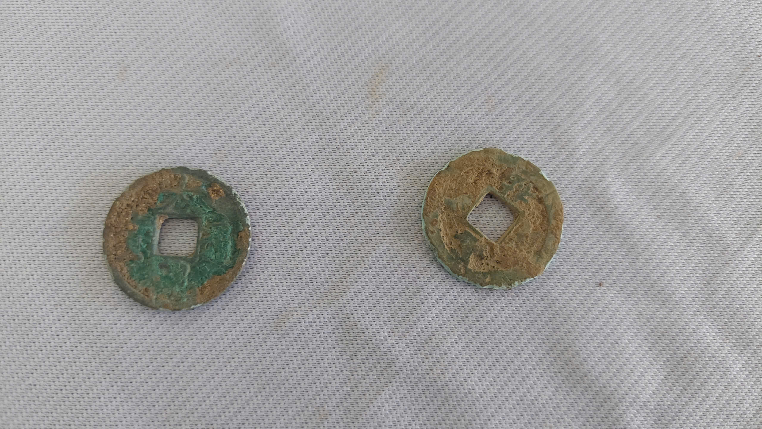 ជីកប្រាង្គ Phu An បកស្រាយអាថ៌កំបាំងនៃវប្បធម៌ចំប៉ាបុរាណ - រូបថត ៧. Khai quật tháp Phú Ân, giải mã bí ẩn về nền văn hóa Champa cổ- Ảnh 7.