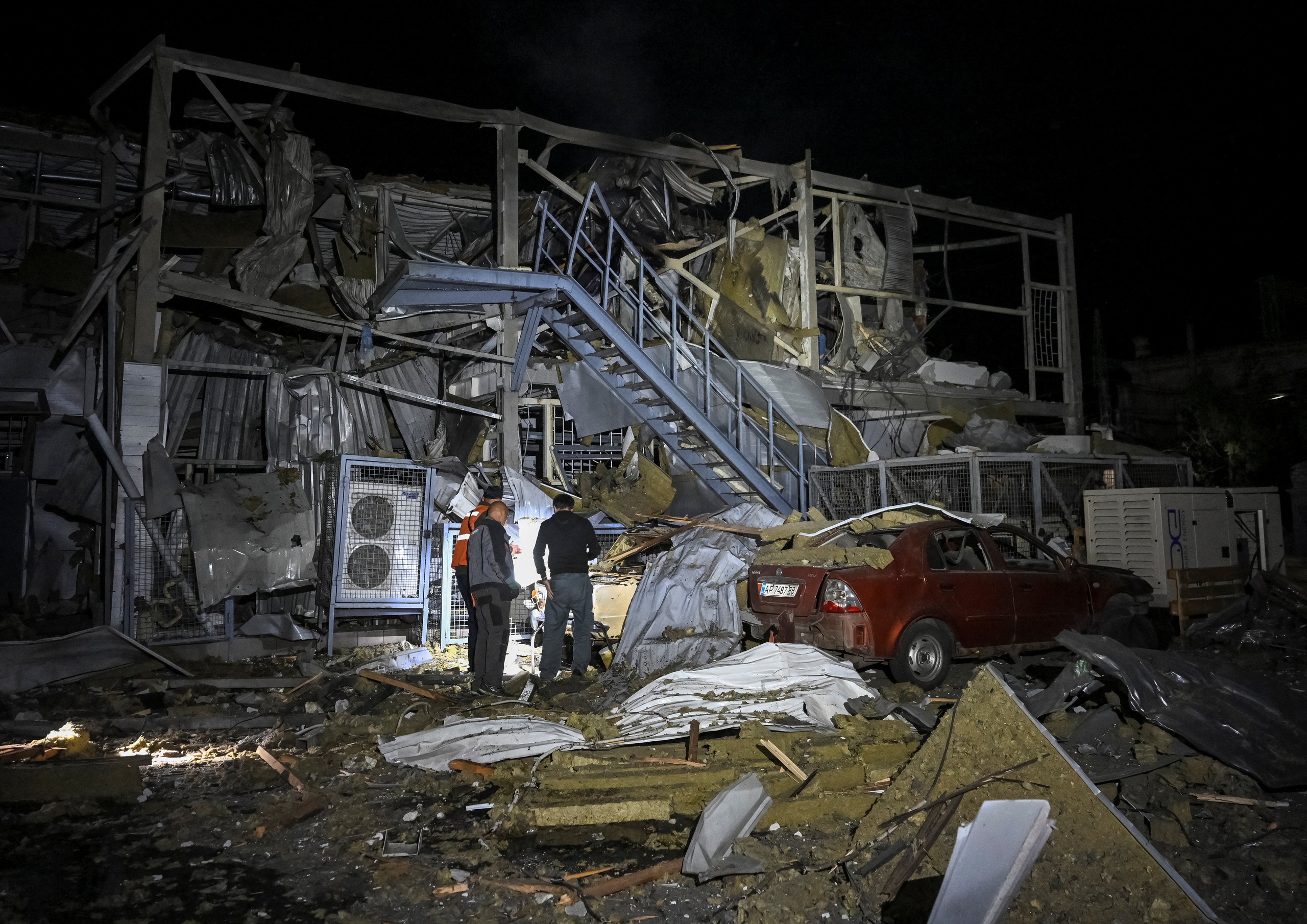 Chiến sự Ukraine ngày 1.312: Chiến thuật 'ngàn nhát cắt' của Nga - Ảnh 4.