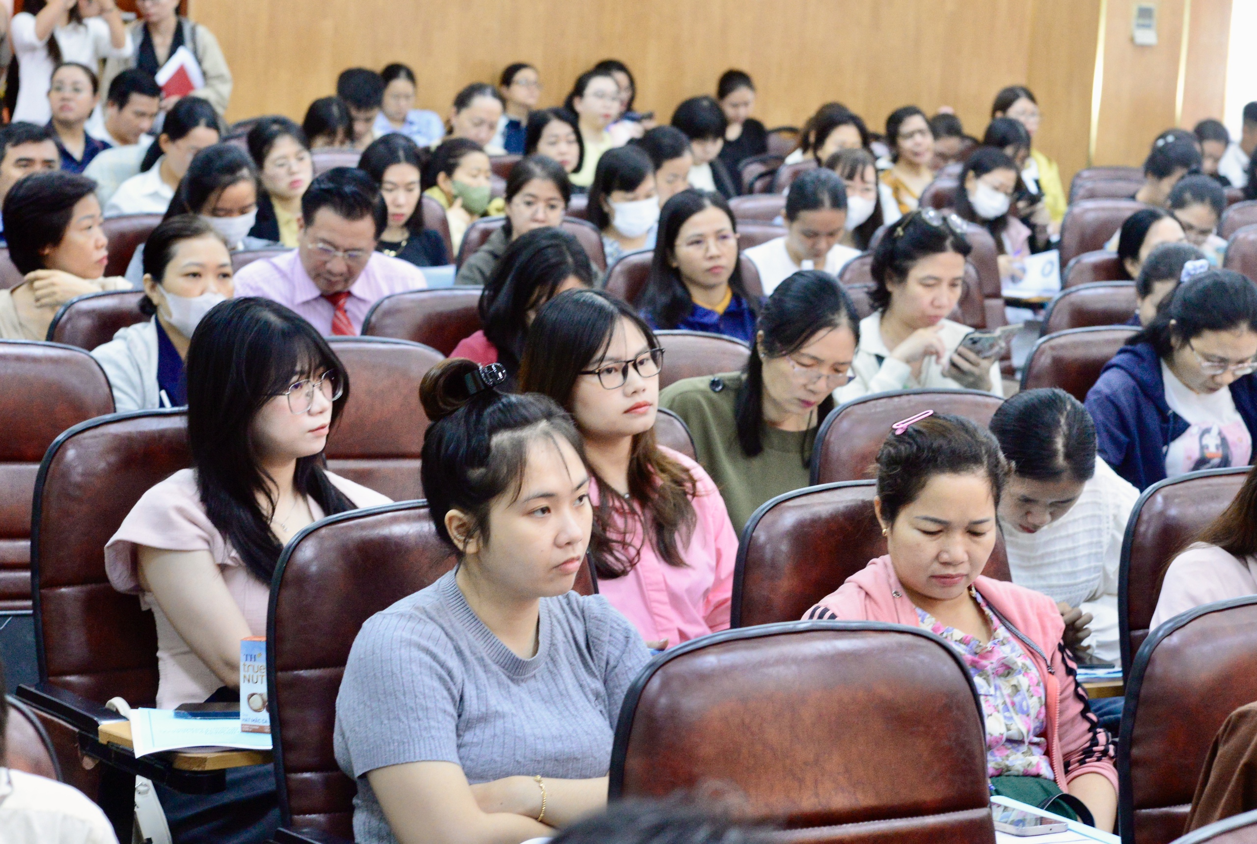 Luật Việc làm 2025: Thêm nhiều điểm có lợi cho người lao động, là gì?- Ảnh 2.