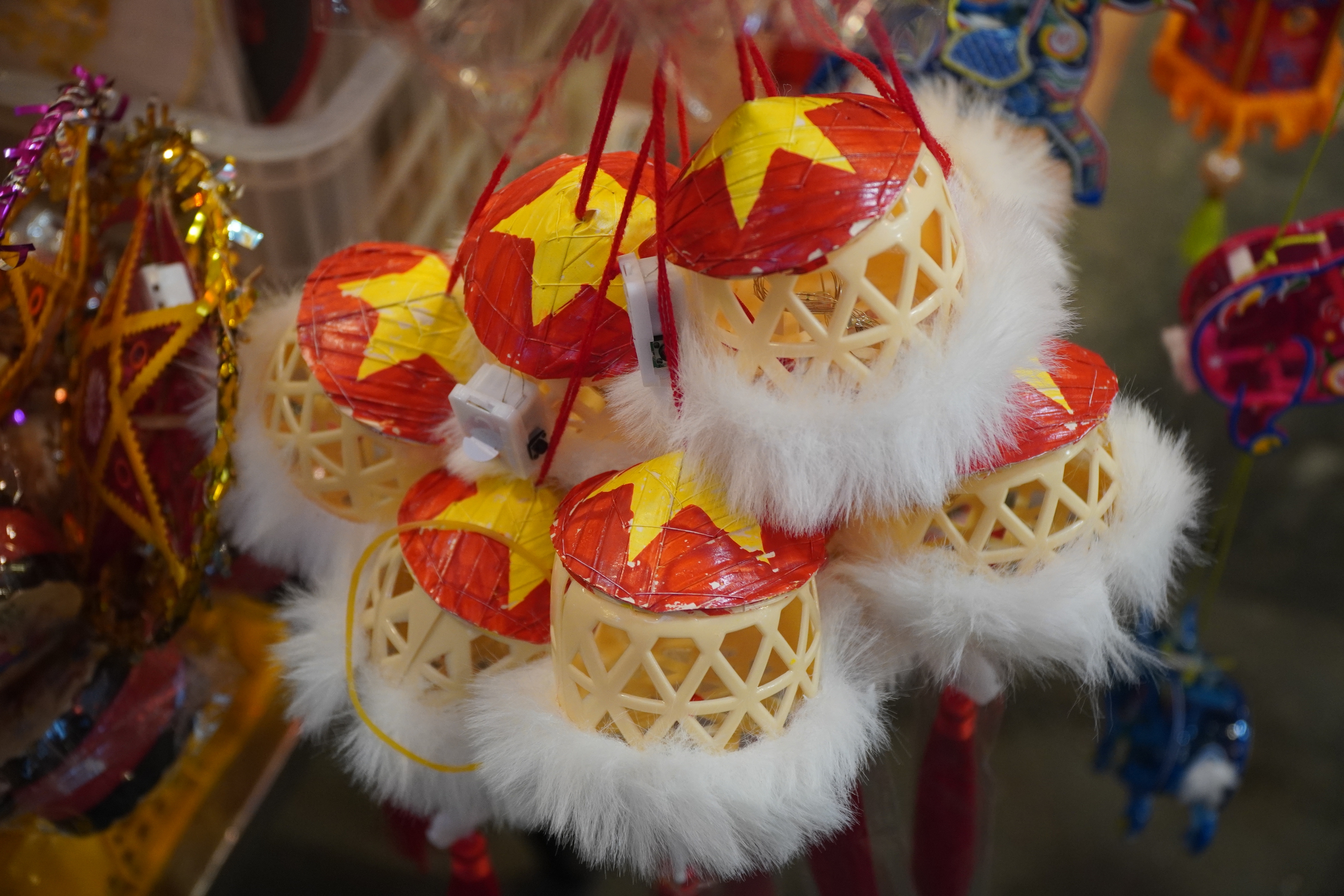 Điểm qua các mẫu lồng đèn hot trend dịp Trung thu 2025 - Ảnh 6.