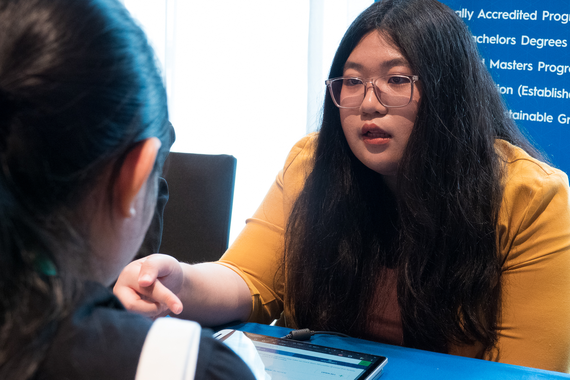 Nhiều trường một nước châu Âu tuyển thẳng học sinh Việt Nam, học bổng hàng trăm triệu - Ảnh 3.