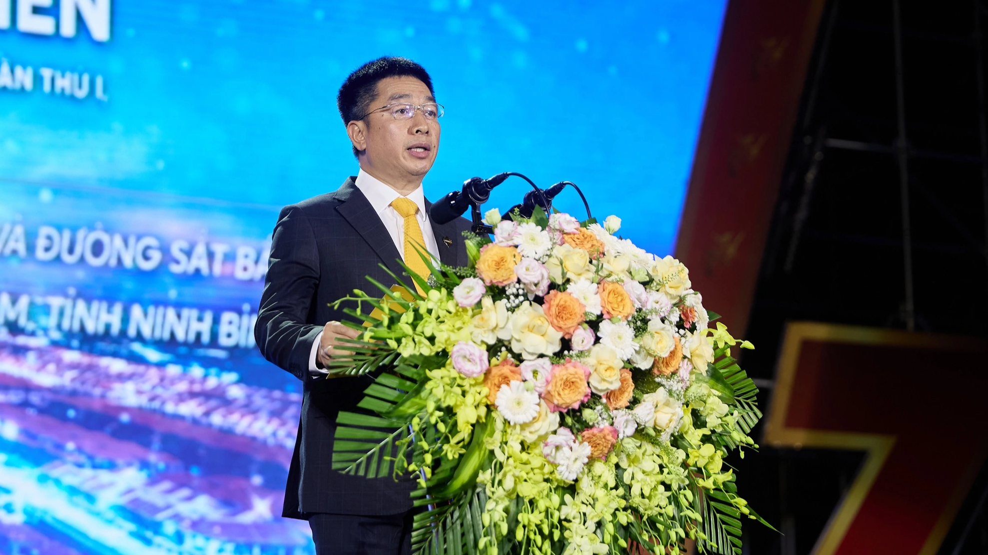 Sun Group khánh thành Quảng trường Thời Đại dài 1,6 km tại Ninh Bình- Ảnh 2. Sun Group khánh thành Quảng trường Thời Đại dài 1,6 km tại Ninh Bình- Ảnh 2.