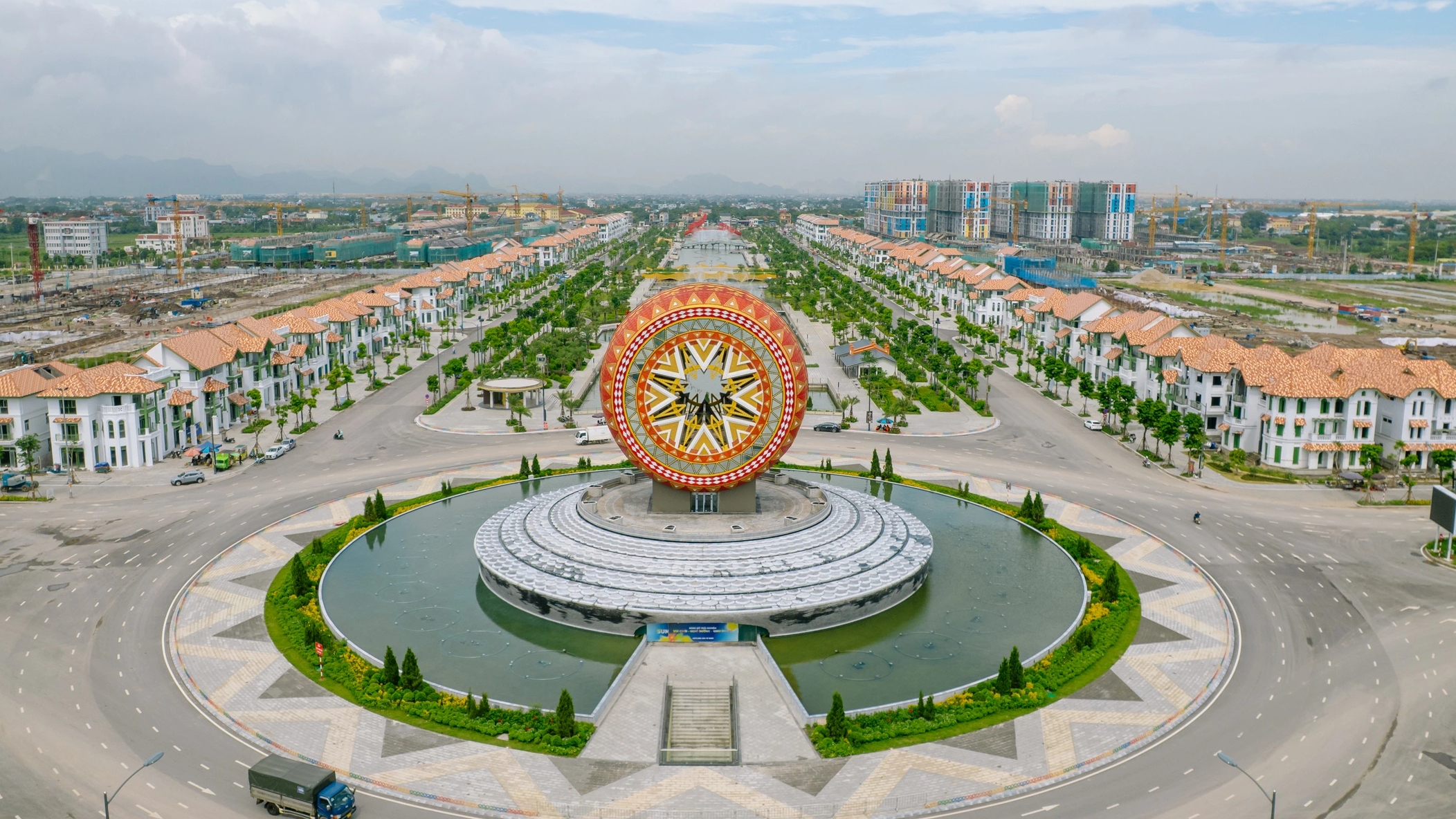 Sun Group khánh thành Quảng trường Thời Đại dài 1,6 km tại Ninh Bình- Ảnh 7. Sun Group khánh thành Quảng trường Thời Đại dài 1,6 km tại Ninh Bình- Ảnh 7.