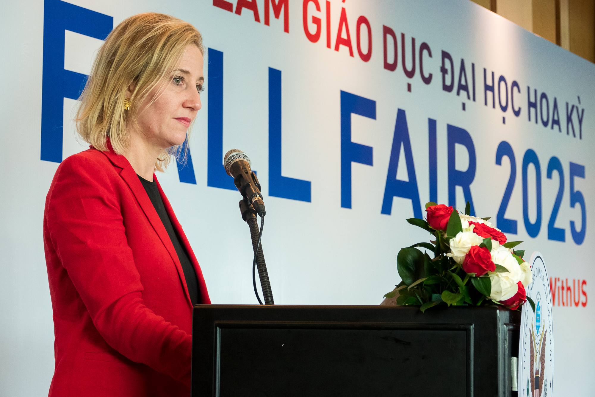 ĐH Mỹ 'rộng cửa' tuyển người Việt, nhiều trường mở học bổng riêng, thêm hỗ trợ - Ảnh 3.