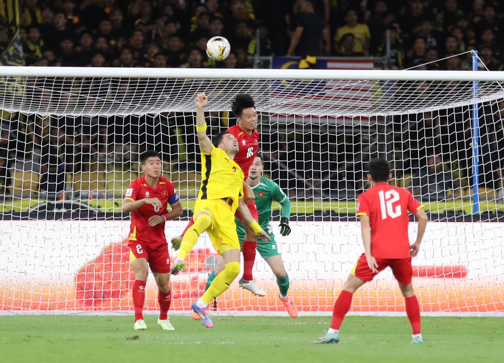 Sao bóng đá Malaysia kêu gọi bầu Chủ tịch FAM mới phải thật sự 'chính trực'- Ảnh 3. Sao bóng đá Malaysia kêu gọi bầu Chủ tịch FAM mới phải thật sự 'chính trực'- Ảnh 3.