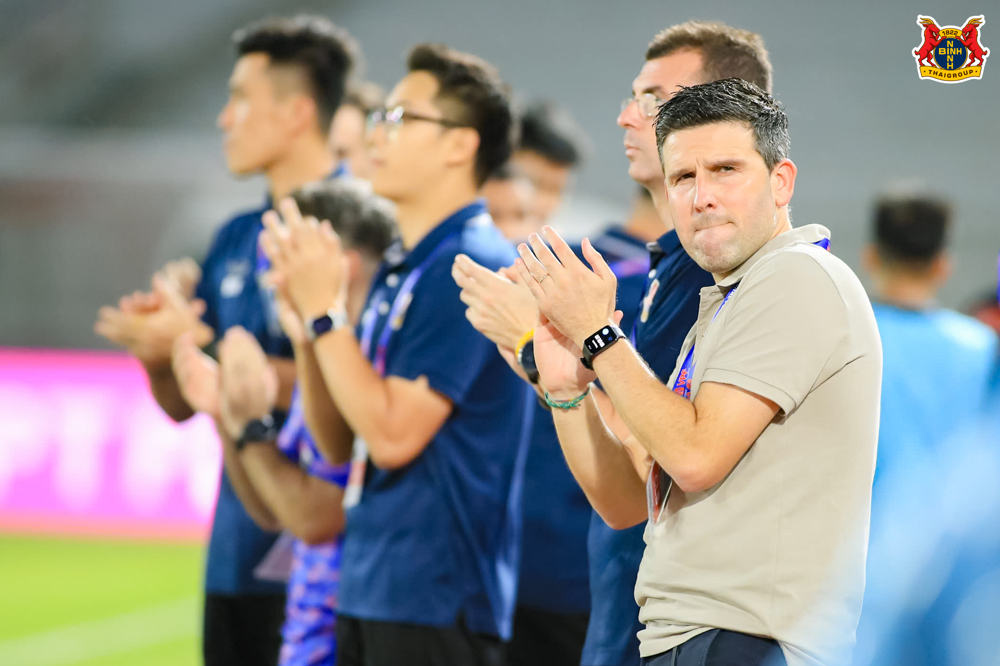 Lịch thi đấu V-League mới nhất: Đại chiến đua vô địch lẫn trụ hạng, sẽ có HLV ‘bay’ ghế! - Ảnh 3.
