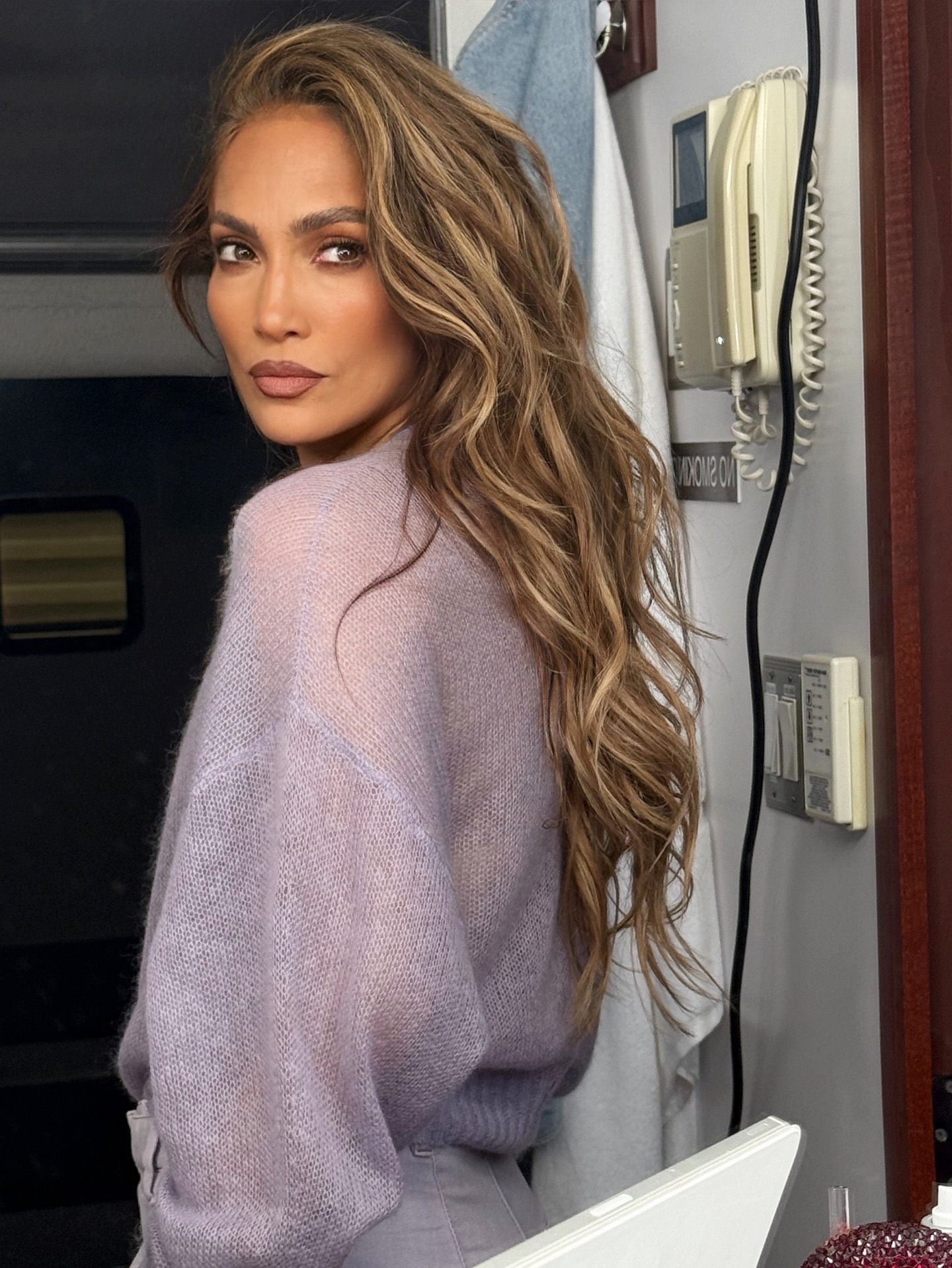 Jennifer Lopez kể cuộc sống mới sau ly hôn Ben Affleck - Ảnh 2.