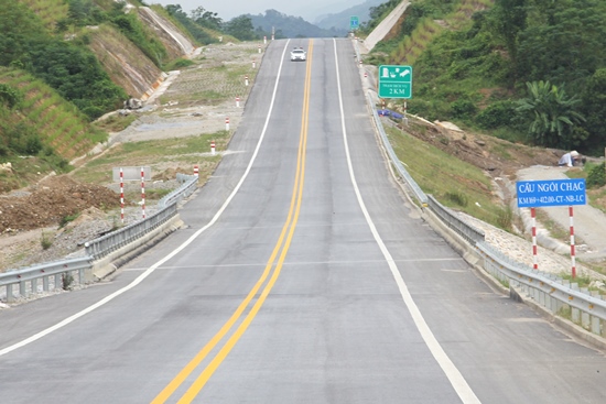 Cao tốc Yên Bái - L…