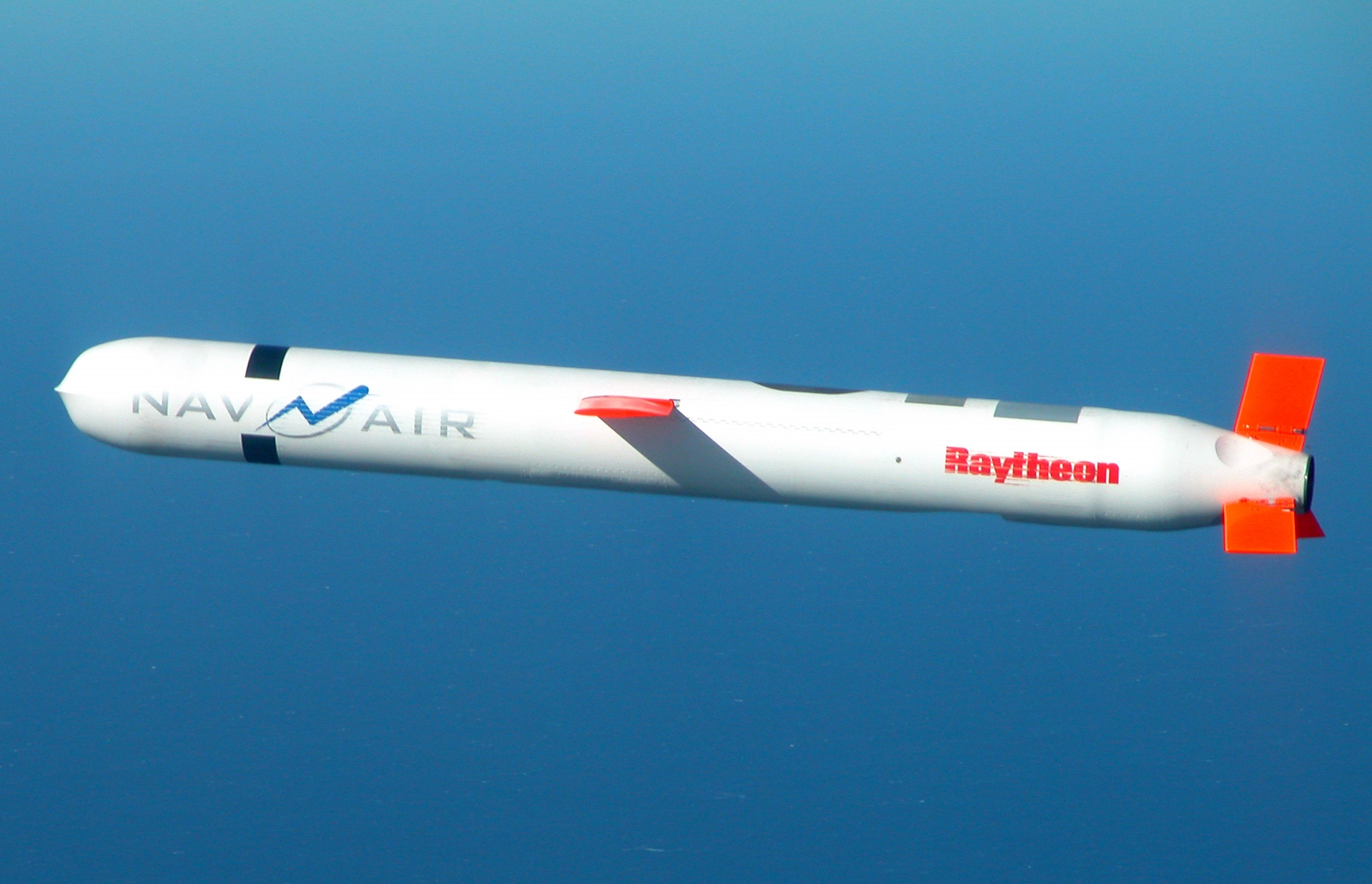 Mỹ cân nhắc bán tên lửa Tomahawk cho Ukraine, chờ ông Trump ra quyết định- Ảnh 1.