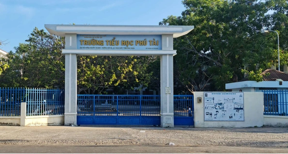 Vụ 'Phụ huynh 'dậy sóng' vì dừng học bán trú':  Nhà trường nói khó khăn gì?- Ảnh 3.