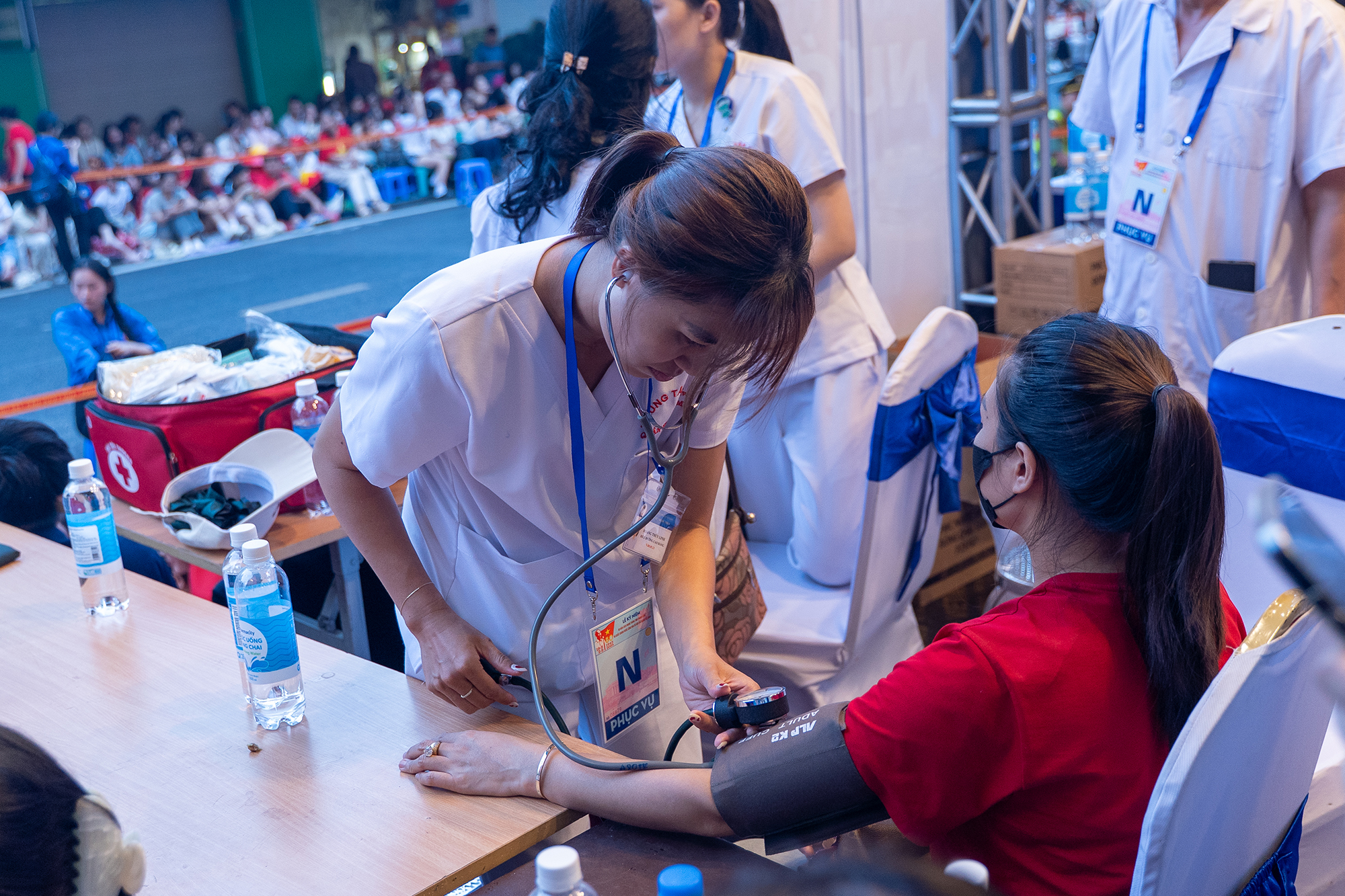 Những khoảnh khắc đẹp tại các trạm sức khỏe Pharmacity đồng hành cùng A80 - Ảnh 6.