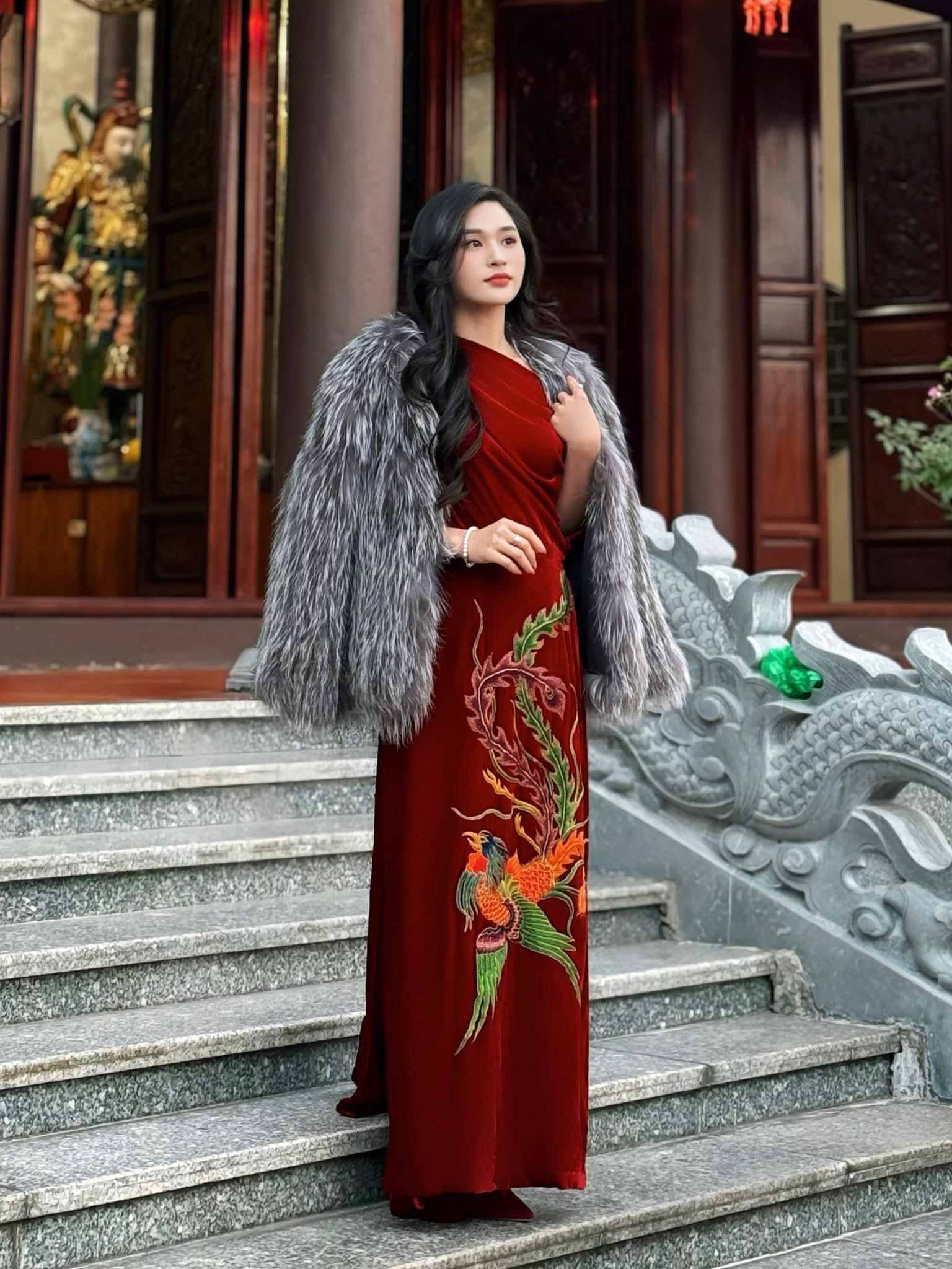 Nhan sắc nữ biên tập viên dẫn bản tin thời sự VTV- Ảnh 5. Nhan sắc nữ biên tập viên dẫn bản tin thời sự VTV- Ảnh 5.